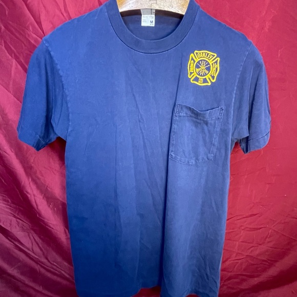 Vintage Single Stitch Oakley Fire Dist. Contra Costa Ca Graphic T-Shirt Medium - Picture 1 of 5